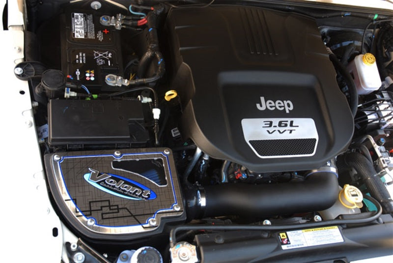 Volant 12-13 Jeep Wrangler 3.6L V6 PowerCore Closed Box Air Intake System.