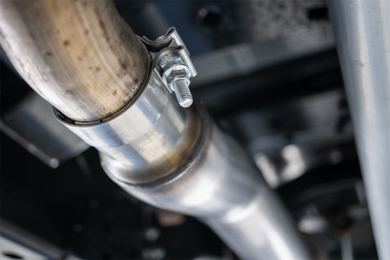 MBRP 2017+ Ford F-250/F-350 6.2L/7.3L Super/Crew Cab Single Side 4in T304 Catback Exhaust.