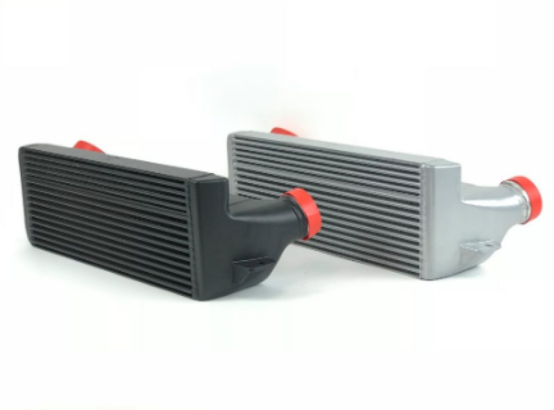 CSF 04-13 BMW 335i/xi (E90/E91/E92/E93) High Performance Stepped Core Bar/Plate Intercooler - Black.