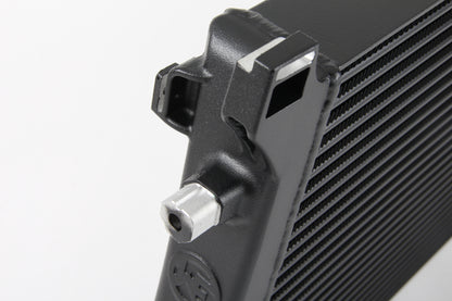 Wagner Tuning VAG 1.8/2.0L TSI Competition Intercooler Kit.