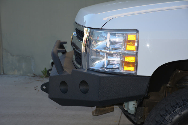 DV8 Offroad 07-13 Chevrolet Silverado 1500 Front Bumper - Black Powdercoat.