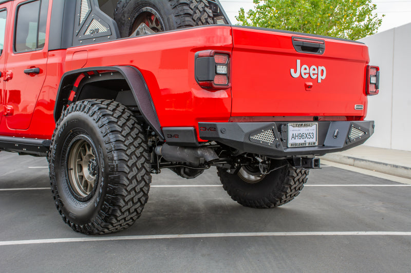 DV8 Offroad 2019+ Jeep Gladiator Bedside Sliders.