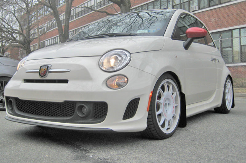 Rally Armor 12+ Fiat 500 (Pop/Sport/Lounge/Abarth) Red Mud Flap w/ White Logo.