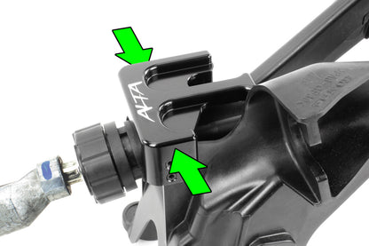 Perrin 2016+ Honda Civic 6 Speed Shifter Cable Lock Down.