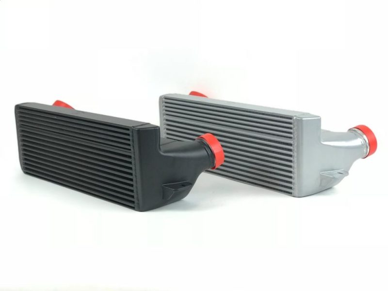 CSF 04-13 BMW 335i/xi (E90/E91/E92/E93) High Performance Stepped Core Bar/Plate Intercooler - Black.