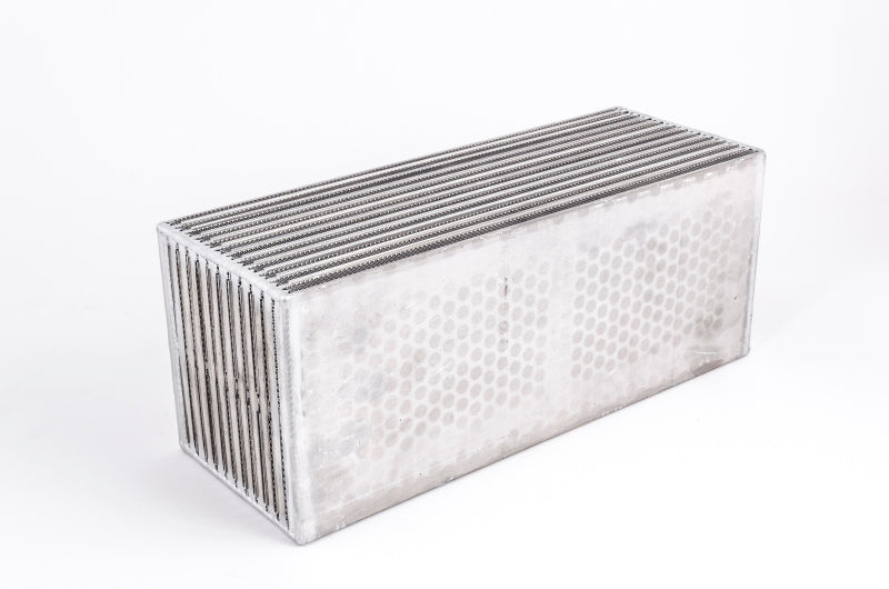 Garrett H2O / Air CAC (4.80in x 4.50in x 11.90in) - 1000 HP.